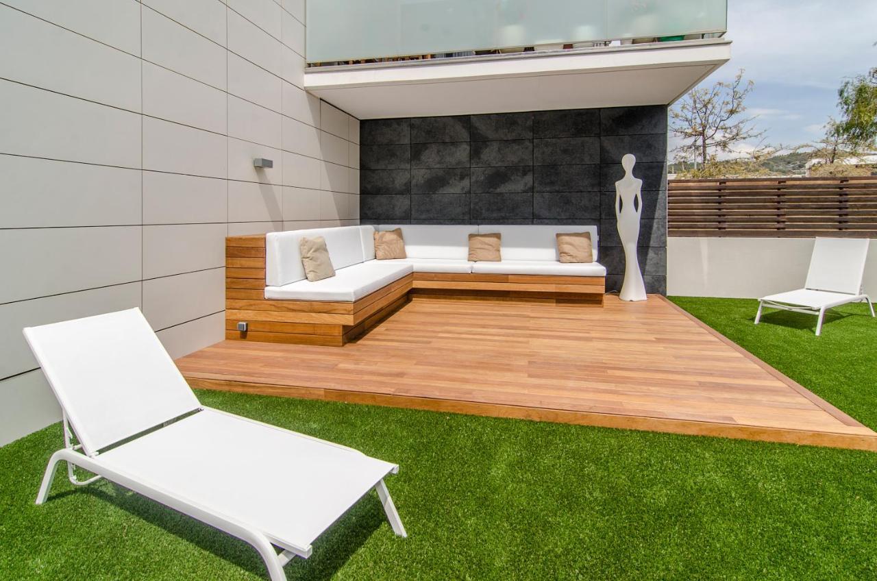Sitges Spaces Garden Paradise 3 Bedroom, 3 Bathroom, Huge Private Garden-Terrace, Pool- Sleeps Up To 8 Dış mekan fotoğraf