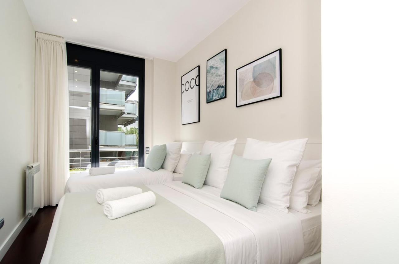 Sitges Spaces Garden Paradise 3 Bedroom, 3 Bathroom, Huge Private Garden-Terrace, Pool- Sleeps Up To 8 Dış mekan fotoğraf