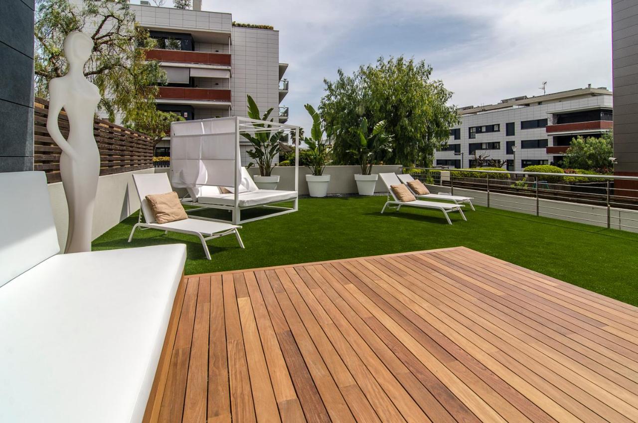 Sitges Spaces Garden Paradise 3 Bedroom, 3 Bathroom, Huge Private Garden-Terrace, Pool- Sleeps Up To 8 Dış mekan fotoğraf
